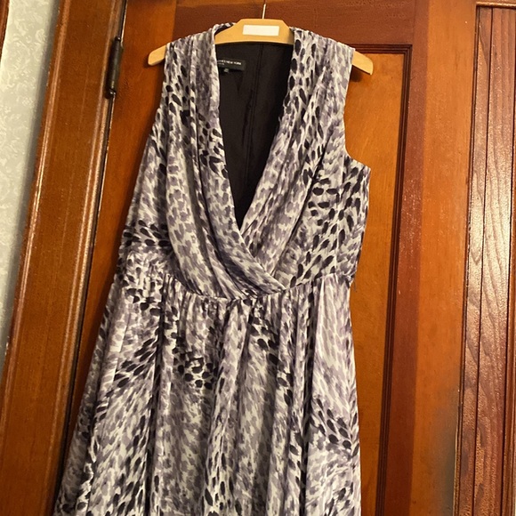 Jones New York Dress 14W - W21” L48” - Picture 3 of 12